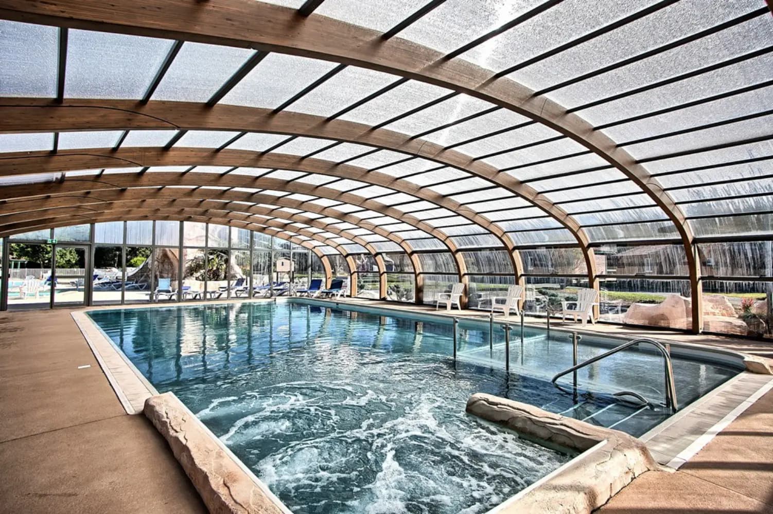 Camping des Portes du Beaujolais - Anse (Rhône)