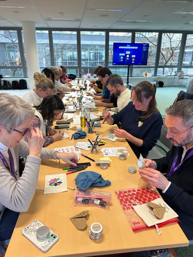 Teambuilding solidaire - Savons et  kit d'hygiène solidaires - Paris (Paris)