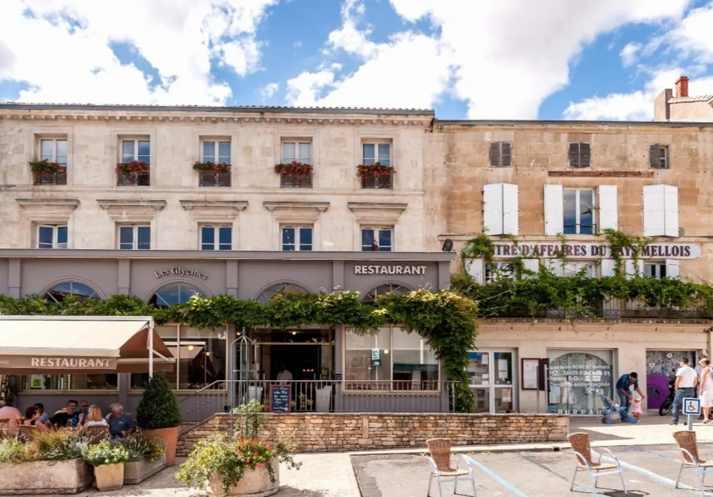 Les Glycines - Melle (Deux-Sèvres)