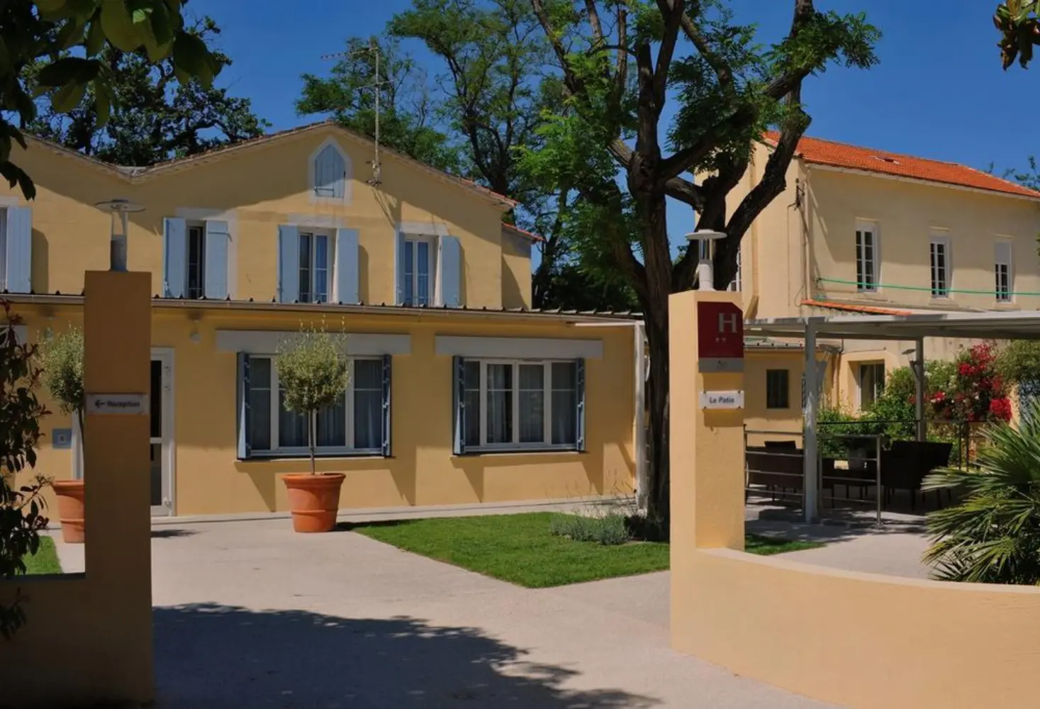 Hôtel Poséidon - La Seyne-sur-Mer (Var)