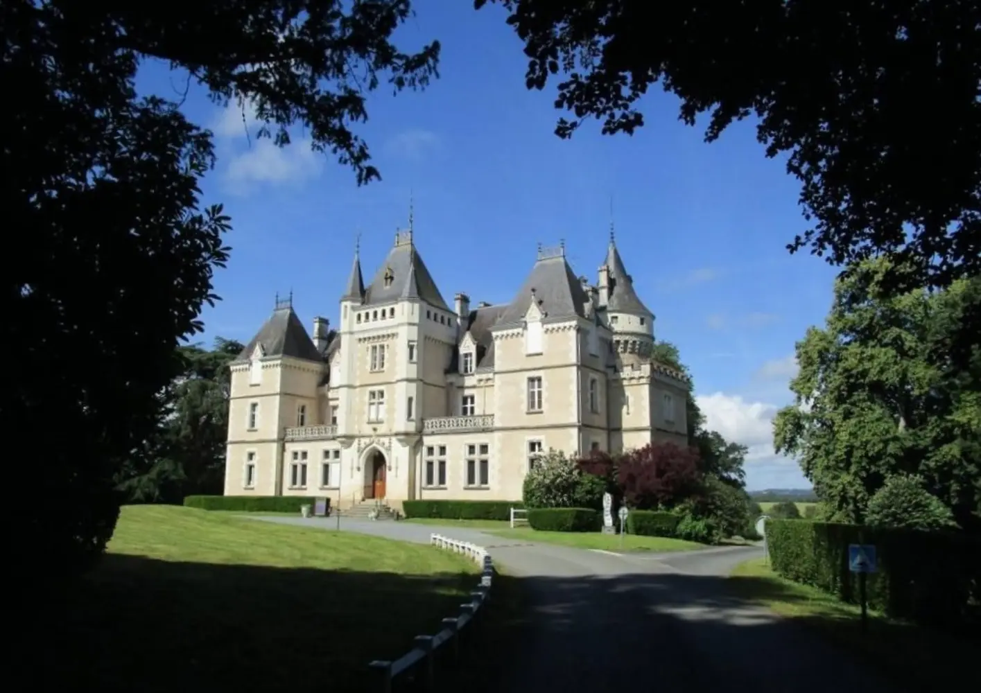 Château de la Rose - cluis (Indre)