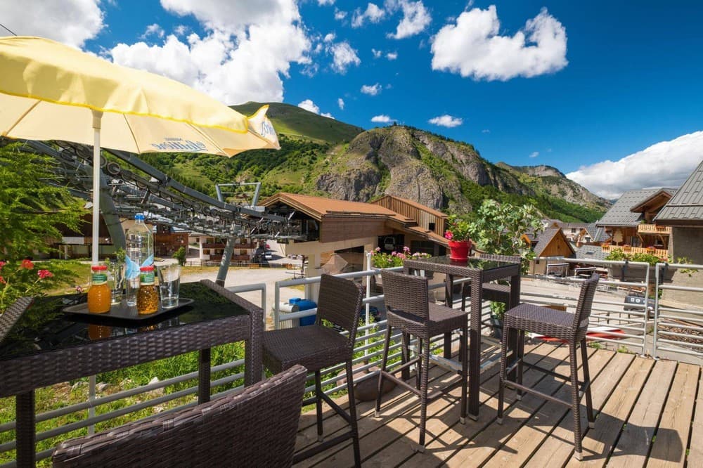 Hôtel-Restaurant Les Essarts - Valloire (Savoie)