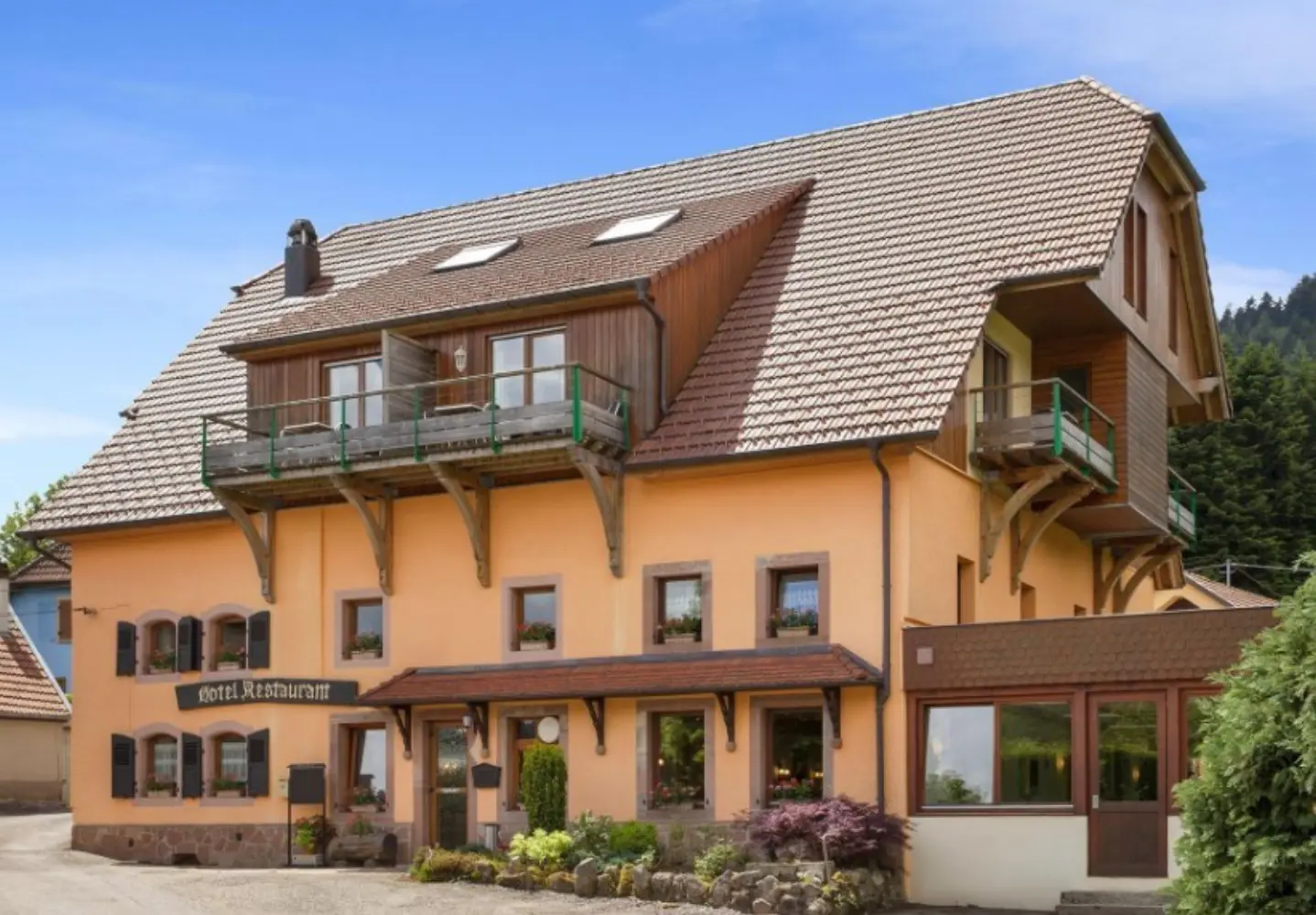 Hôtel Neuhauser - La Broque (Bas-Rhin)