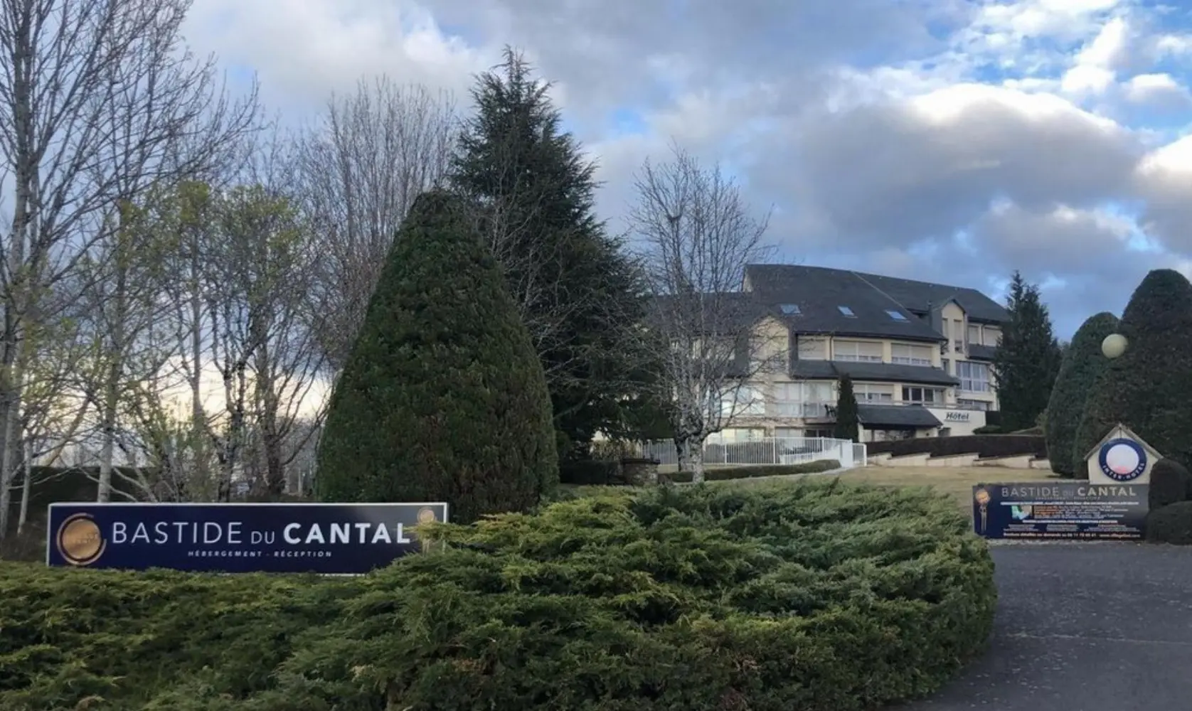 Bastide du Cantal - Salers (Cantal)