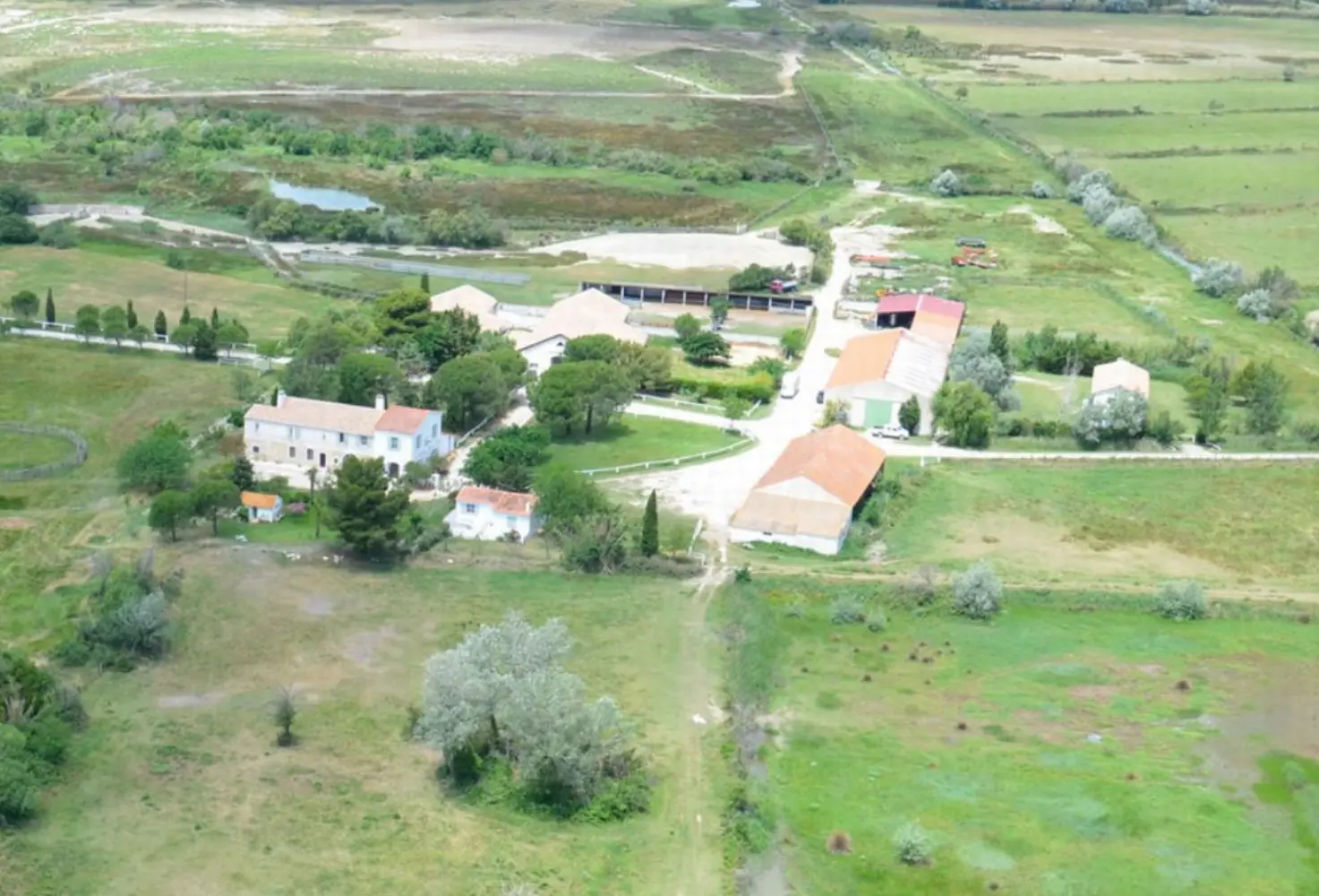 Manade Laurent - Les Marquises - Salin-de-Giraud (null)