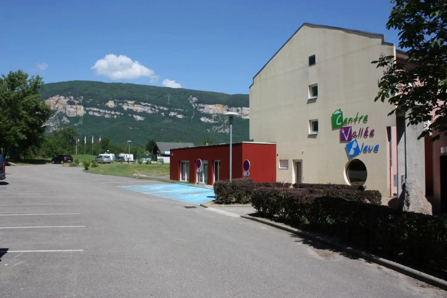 Hôtel Vallée Bleue - Montalieu Vercieu (Isère)