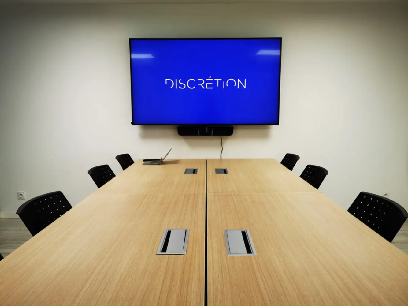 Discrétion - BEAUCOUZE (Maine-et-Loire)