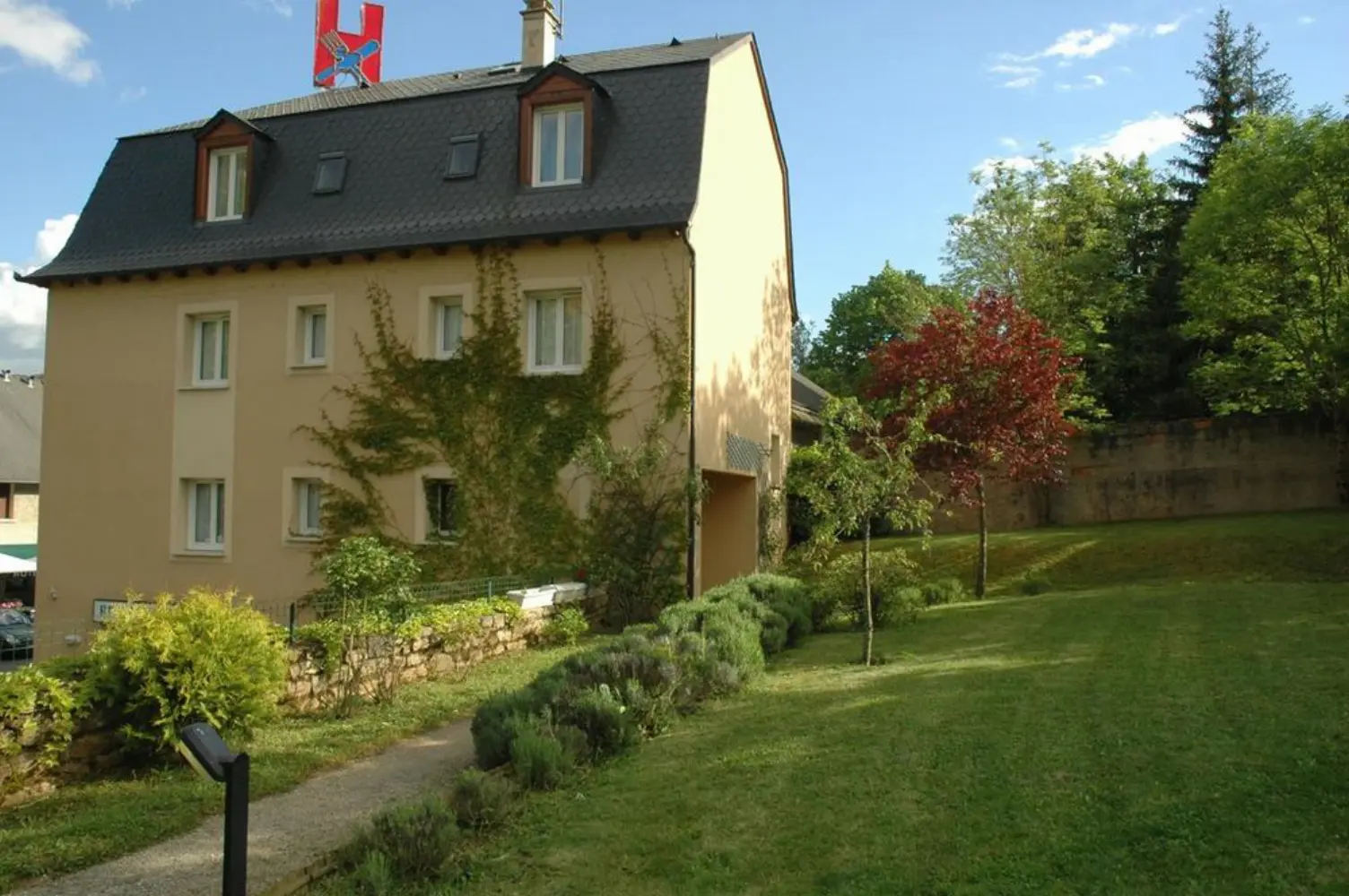 Le Luxembourg - Balsieges (Lozère)