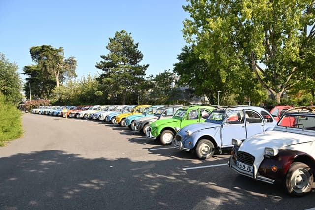 Rallye découverte 2CV - SAINT-NAZAIRE (44)