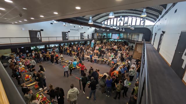 Chain reaction - Voreppe (Isère)