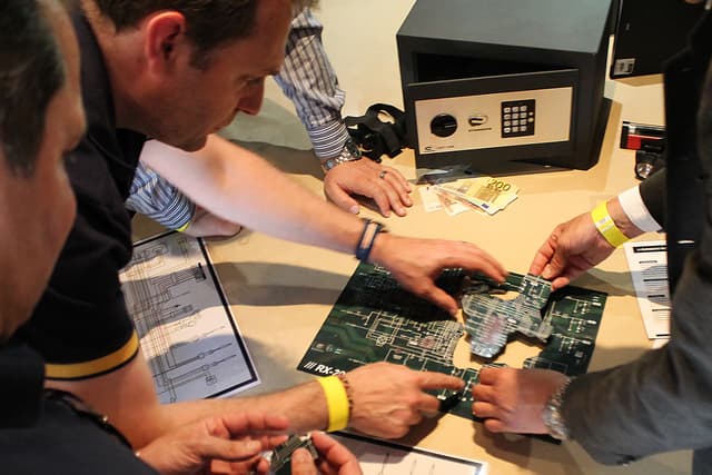 Spy Center - MONTREUIL (Seine-Saint-Denis)