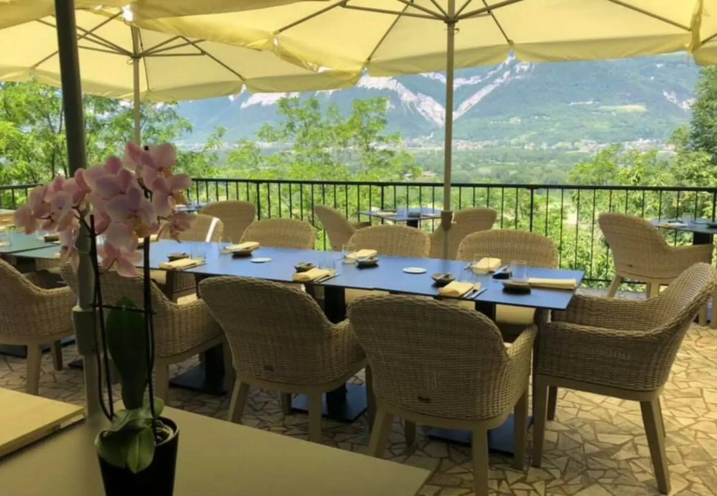 La Tour des Sens - TENCIN (Isère)