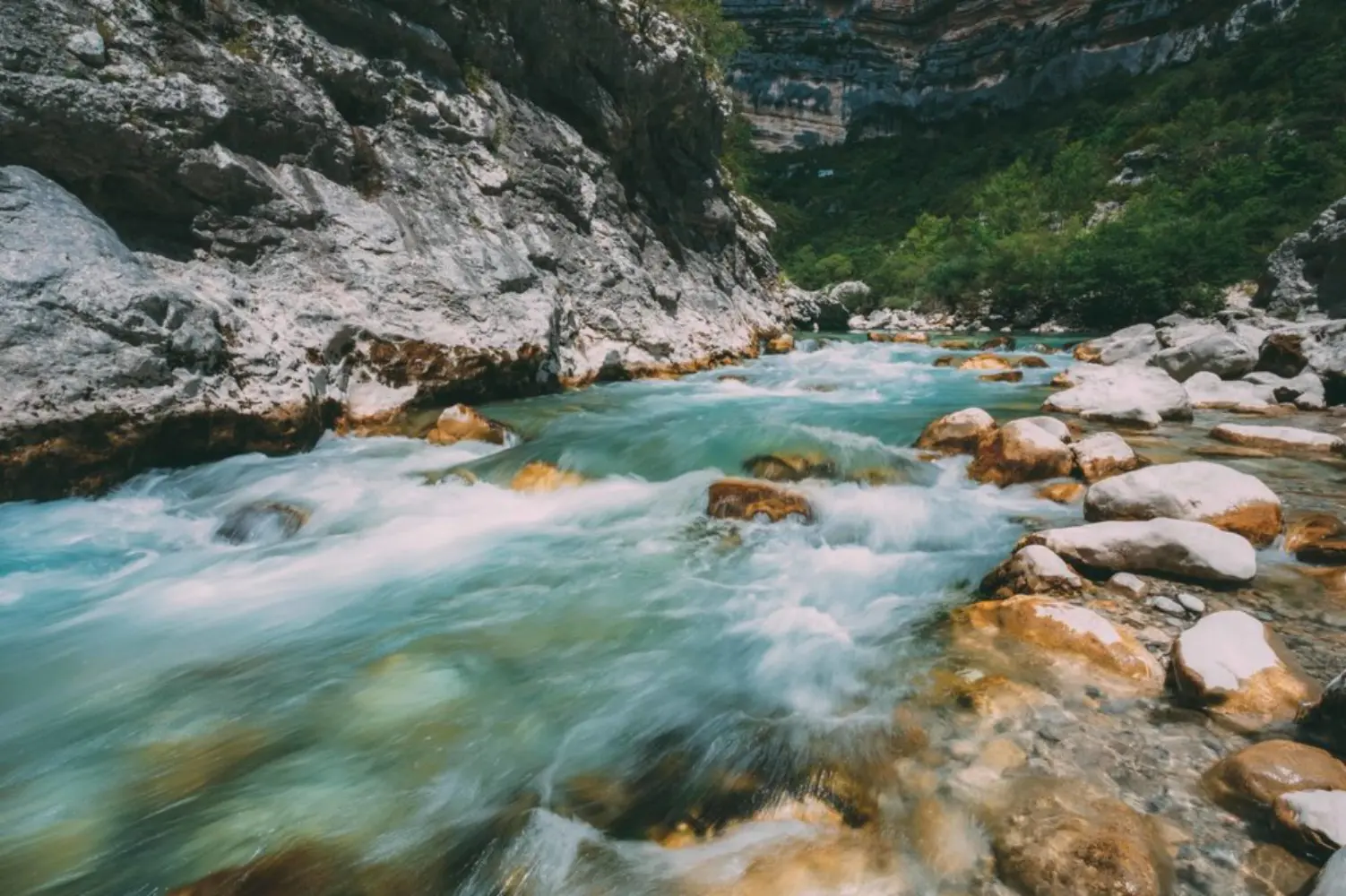 Aquattitude - MONTPEZAT (Alpes-de-Haute-Provence)