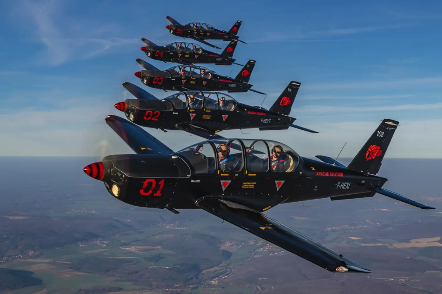 Apache Aviation - OUGES (Côte-d'Or)