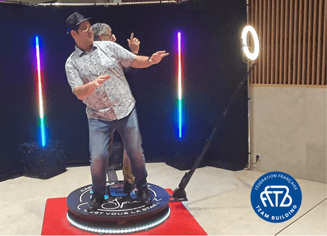 Borne Photos | Spinner 360° - PARIS (75)