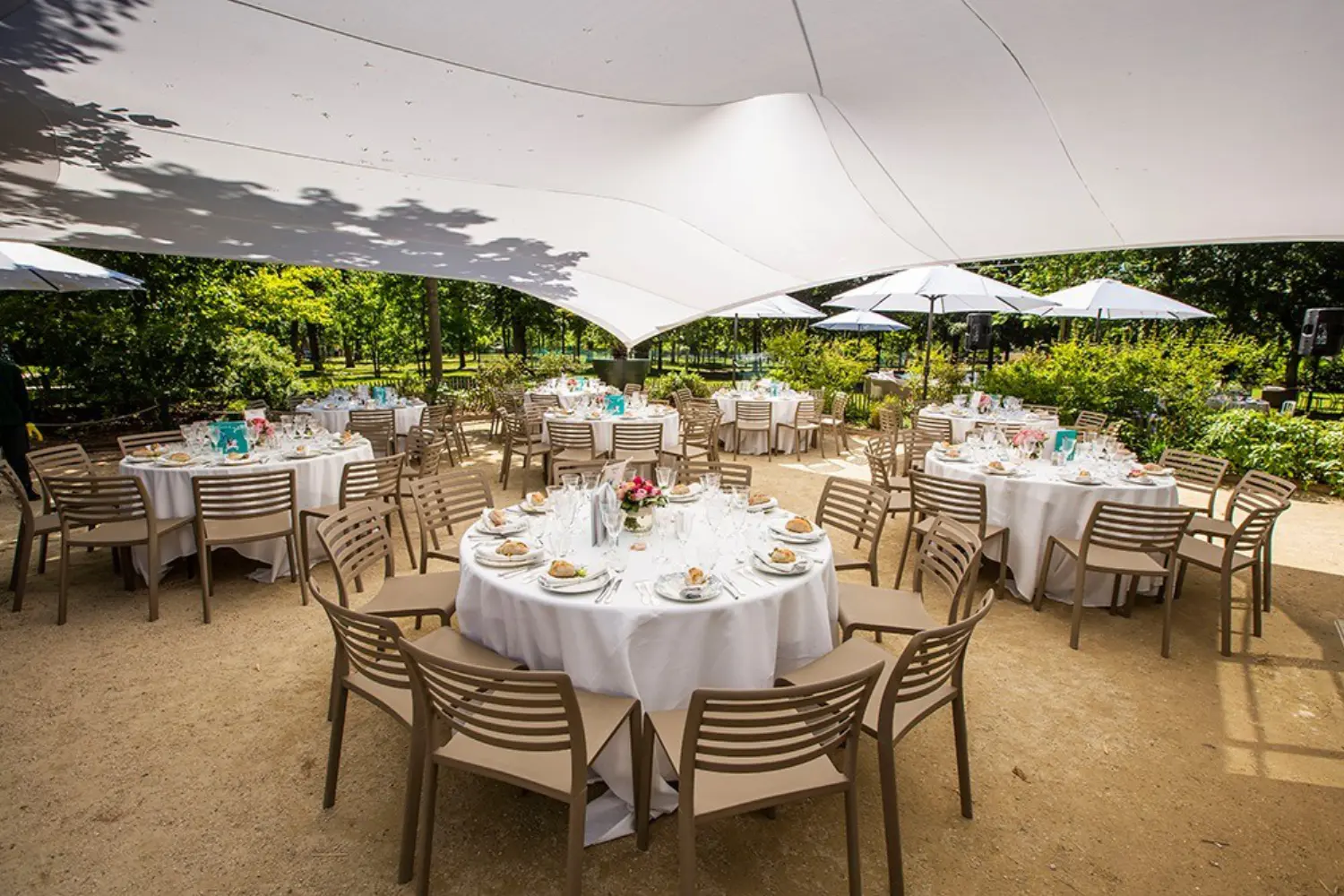 A Table - EPINAY-SUR-SEINE (Seine-Saint-Denis)