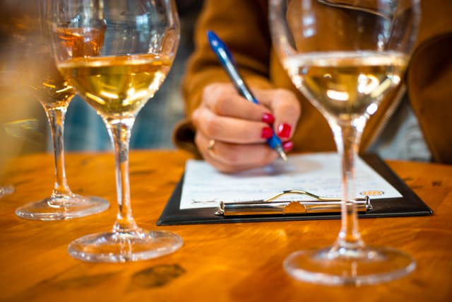 Atelier confection d'une cuvée - Fabriquer son vin - LOIRE-AUTHION (49)