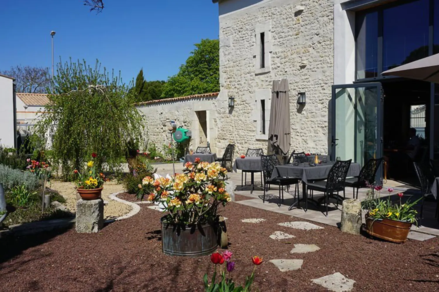 La Pierrevue - SAINT-ROGATIEN (Charente-Maritime)