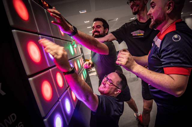 Iwall - Mur Digital interactif - PARIS (75)