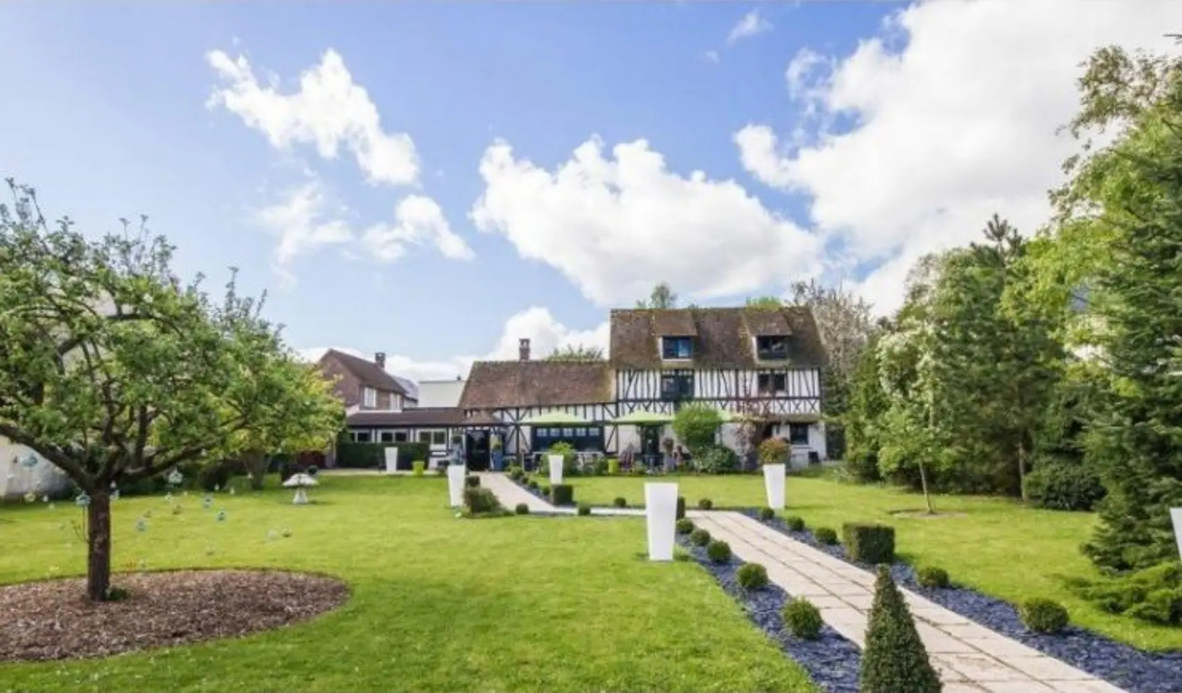 Auberge de La Pomme - LES DAMPS (Eure)