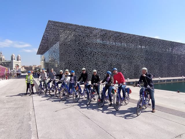 Visite guidée de Marseille en vélo électrique. - MARSEILLE (13)