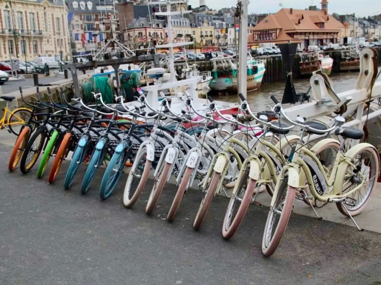 Les Trouvillaises - TROUVILLE-SUR-MER (Calvados)