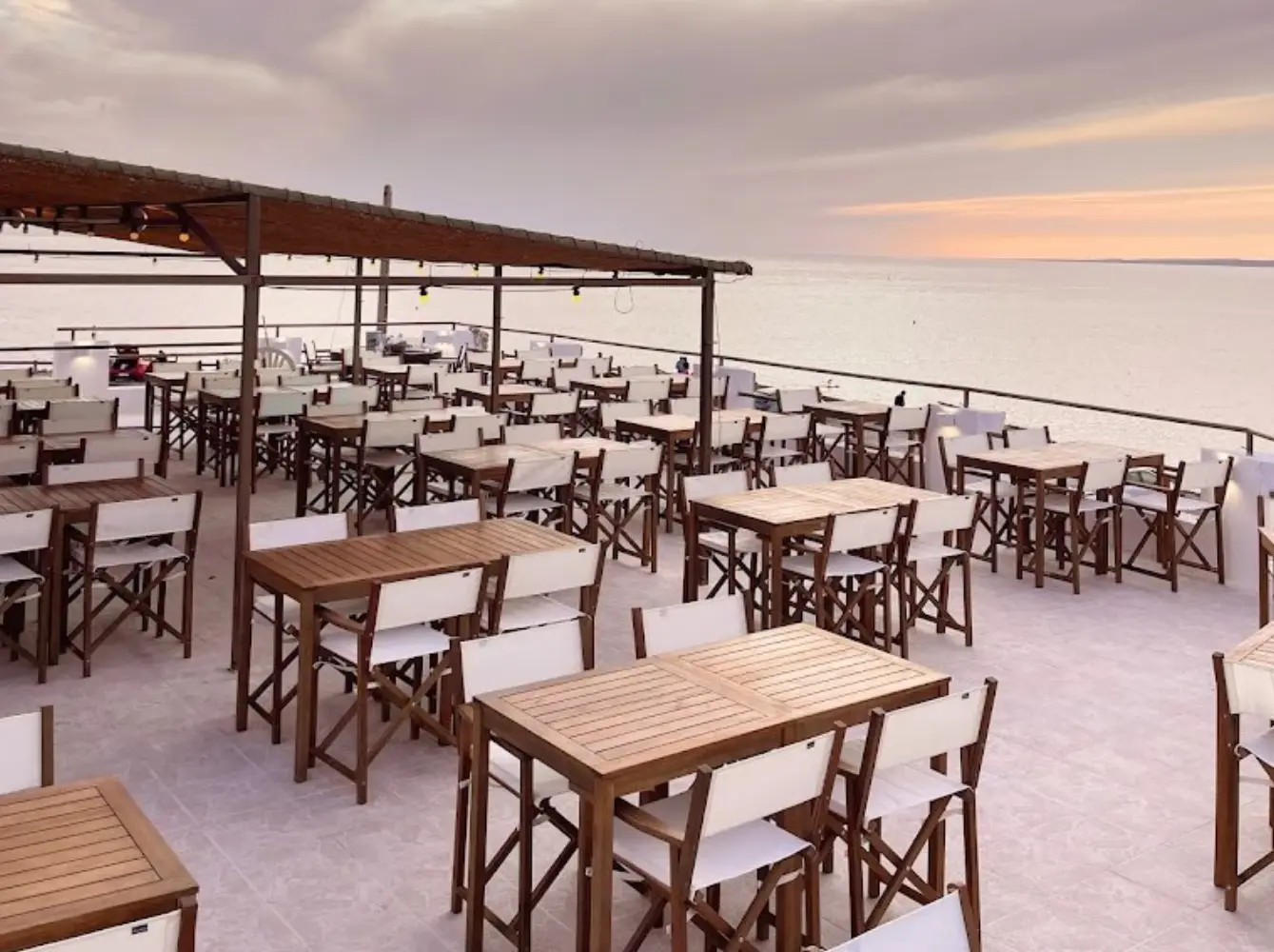 La Calanque Blanche - MARSEILLE (Bouches-du-Rhône)