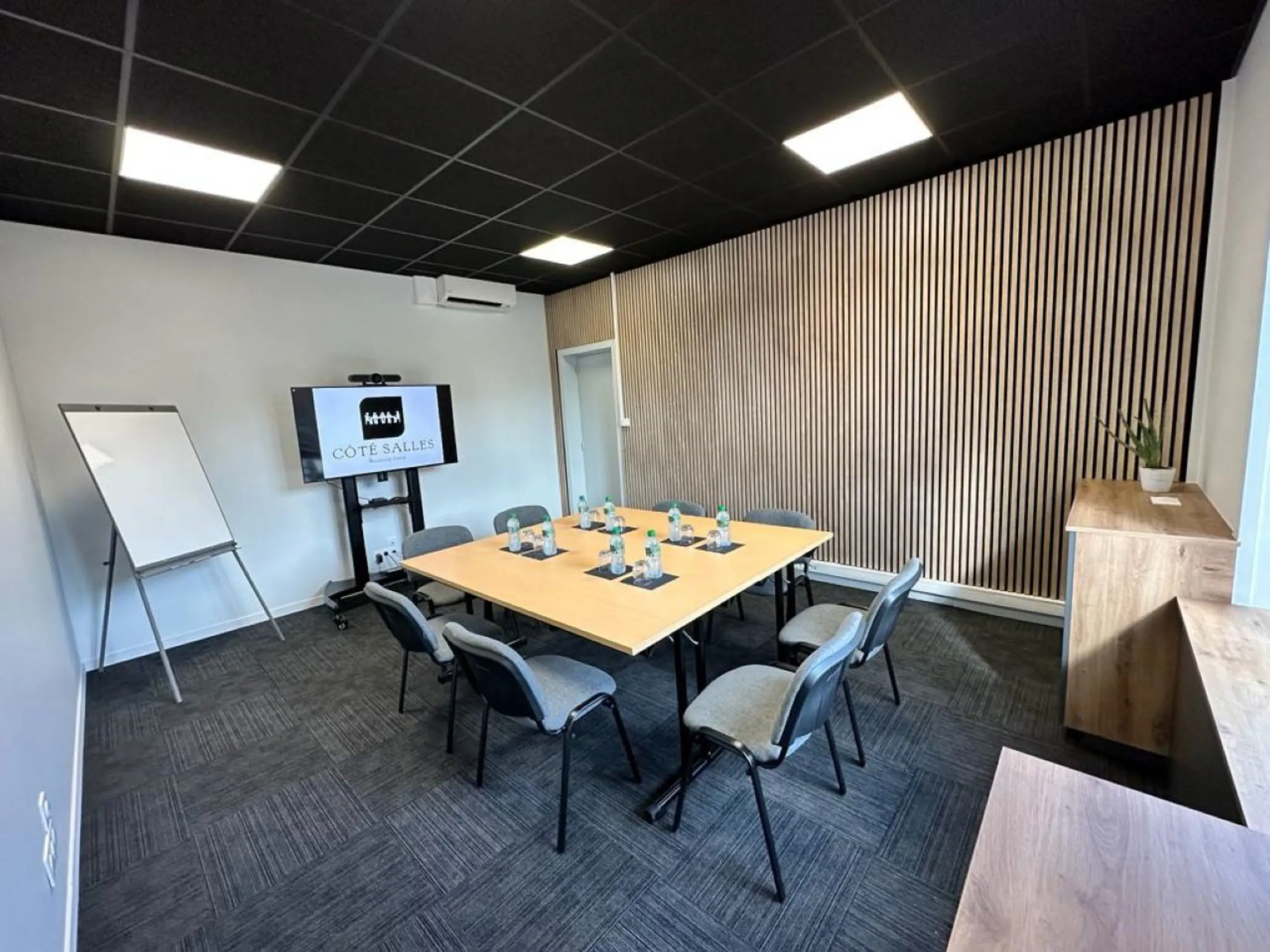 Côté Salles - CLERMONT-FERRAND (Puy-de-Dôme)