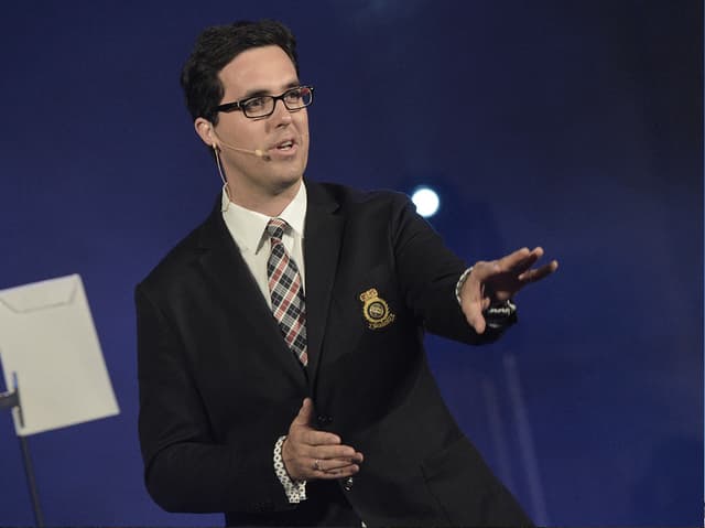 Mentalisme de proximité et numéros visuels - SAINT-CLOUD (92)