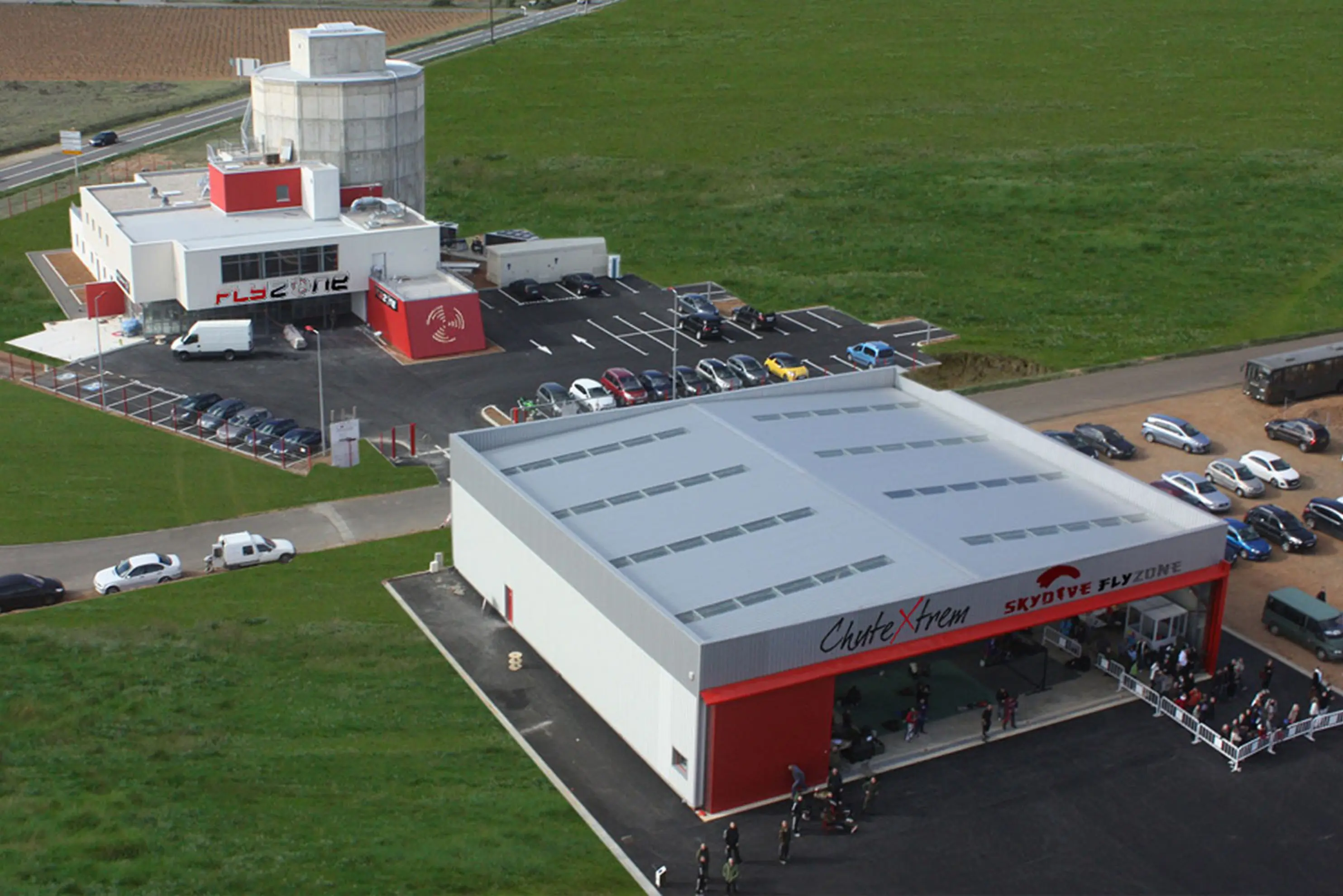 Flyzone - LÉZIGNAN-CORBIÈRES (Aude)