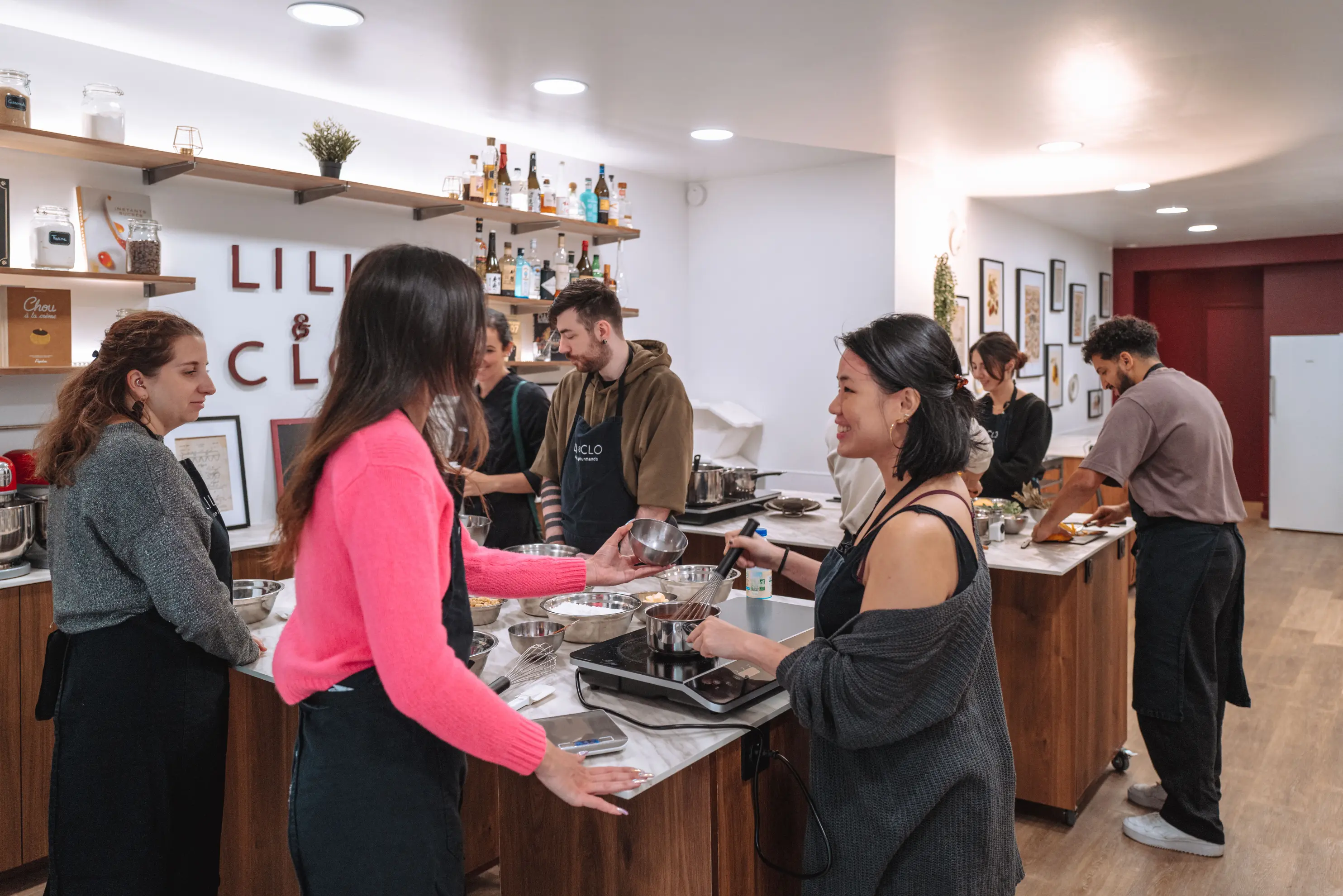 Lili and Clo - Paris (Paris)