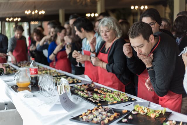 Cooking Party pour le cocktail déjeunatoire ou dînatoire - SURESNES (92)