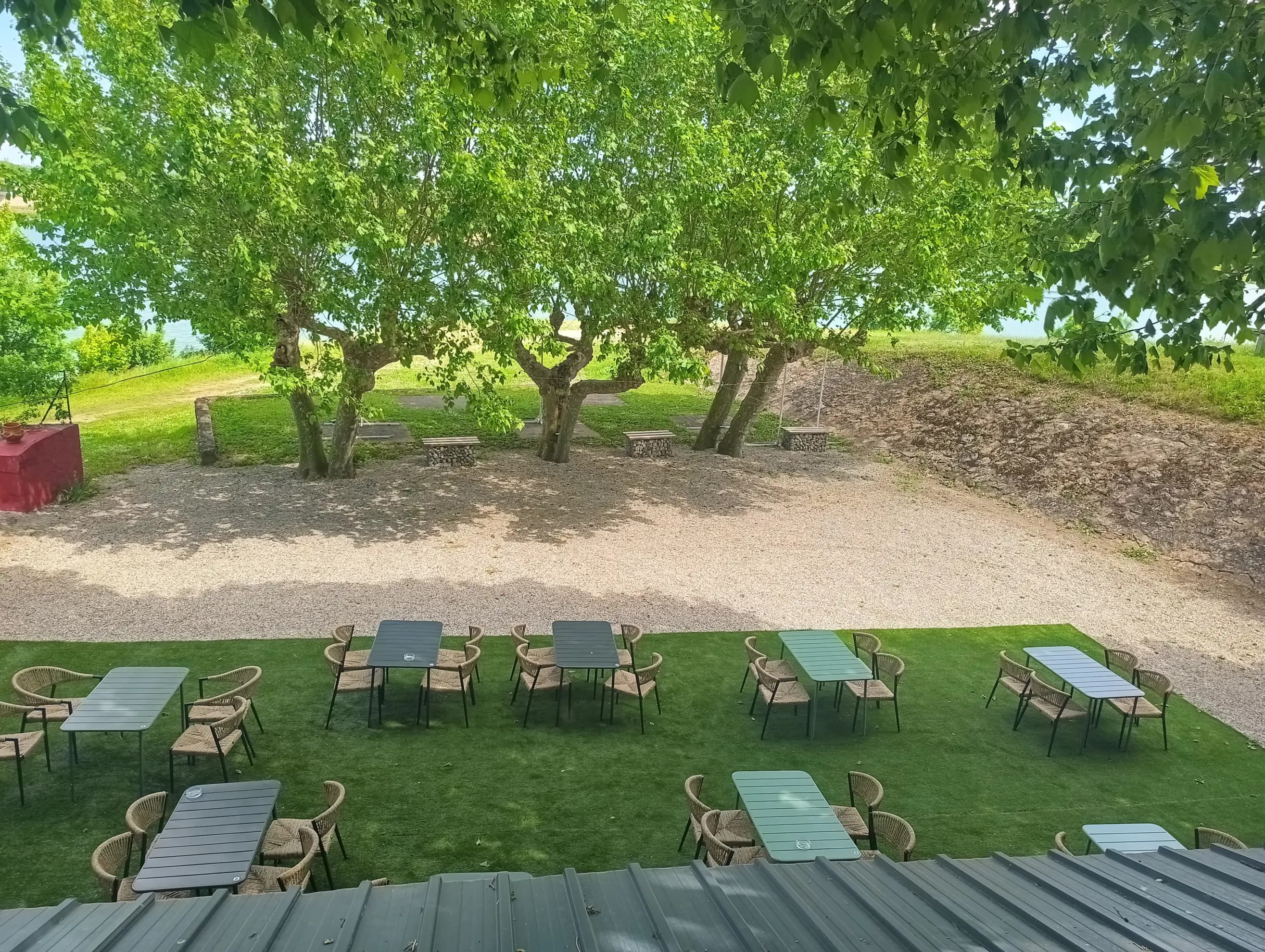 Les Platanes - CRÊCHES-SUR-SAÔNE (Saône-et-Loire)