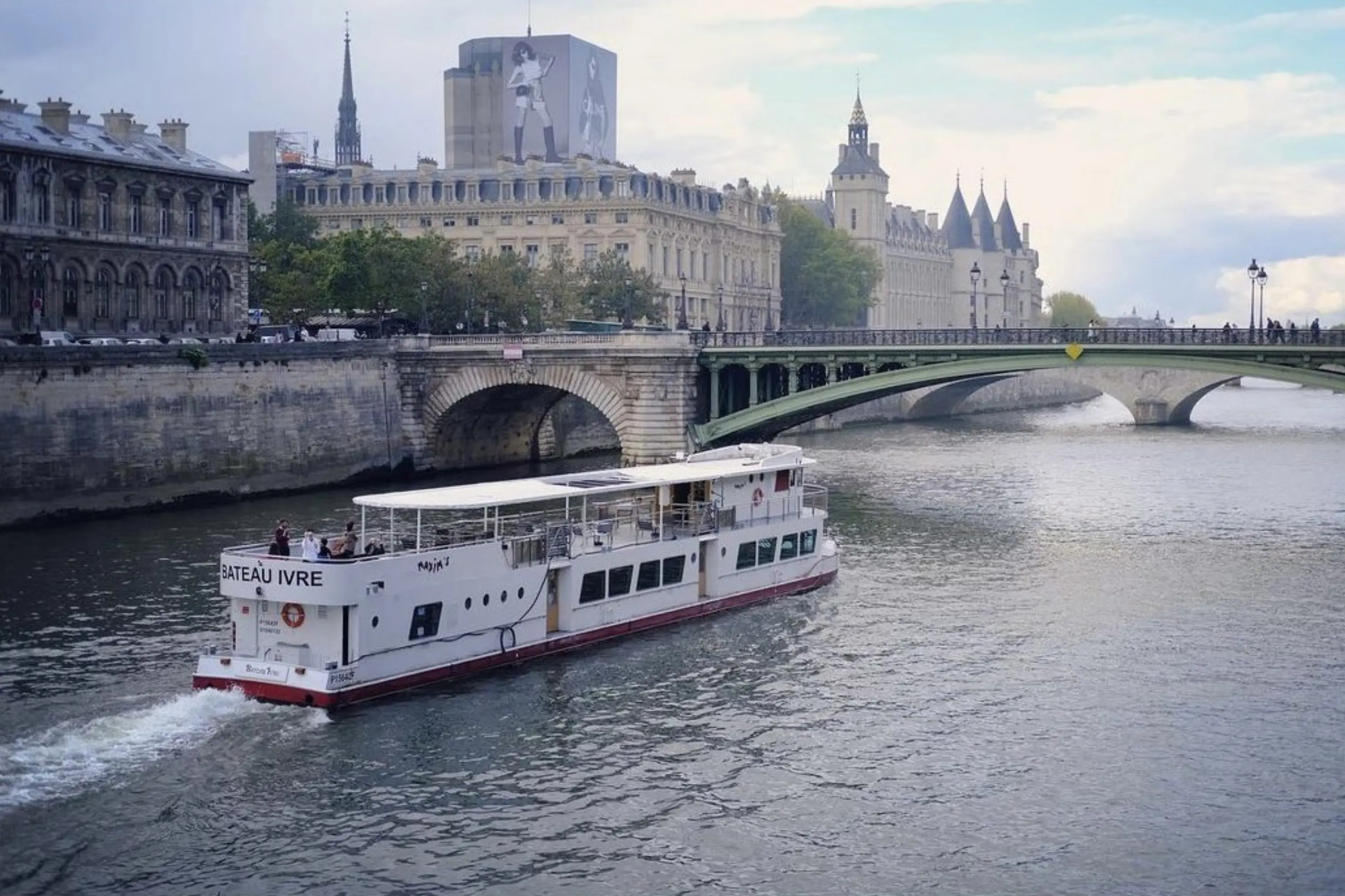 Bateau Ivre - PARIS (Paris)