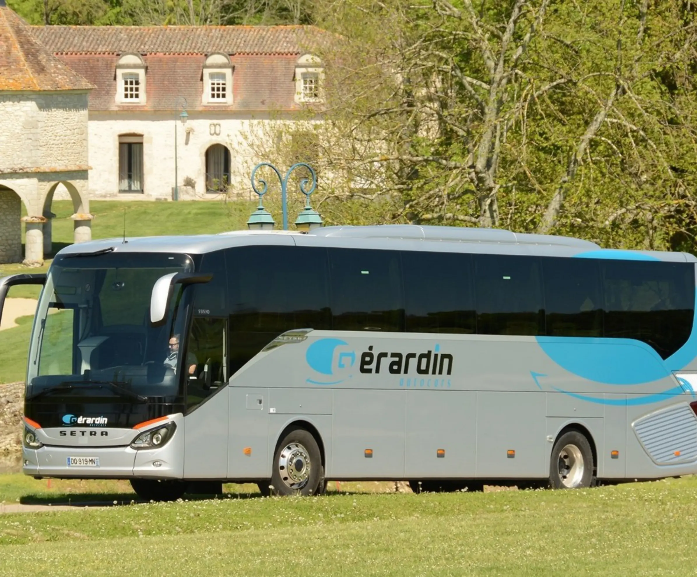 Gérardin Autocars - PINEUILH (Gironde)