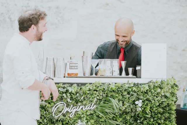 Show Flair Cocktails Service - GENSAC-LA-PALLUE (16)