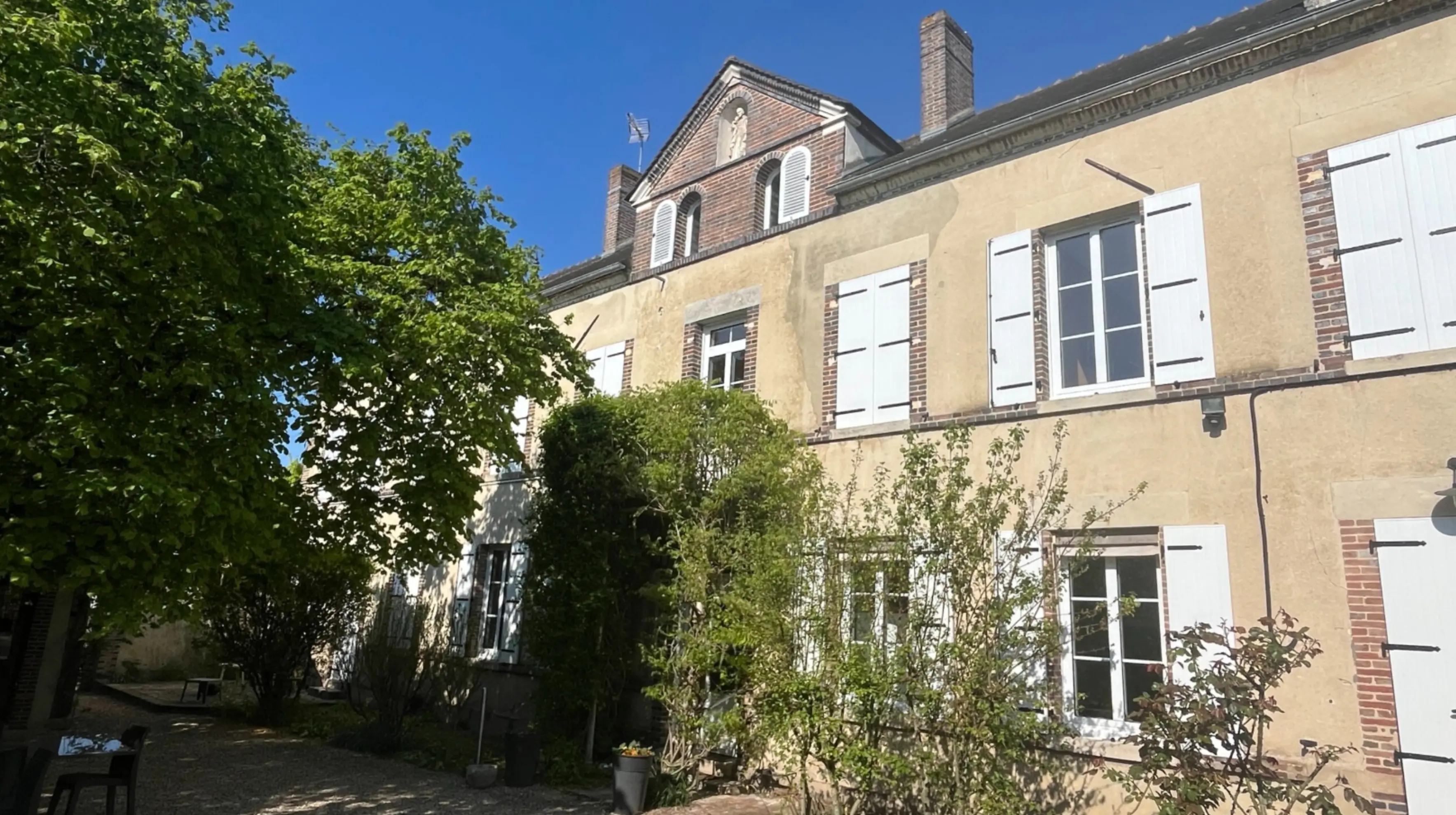 La Demeure d'Othe - SORMERY (null)