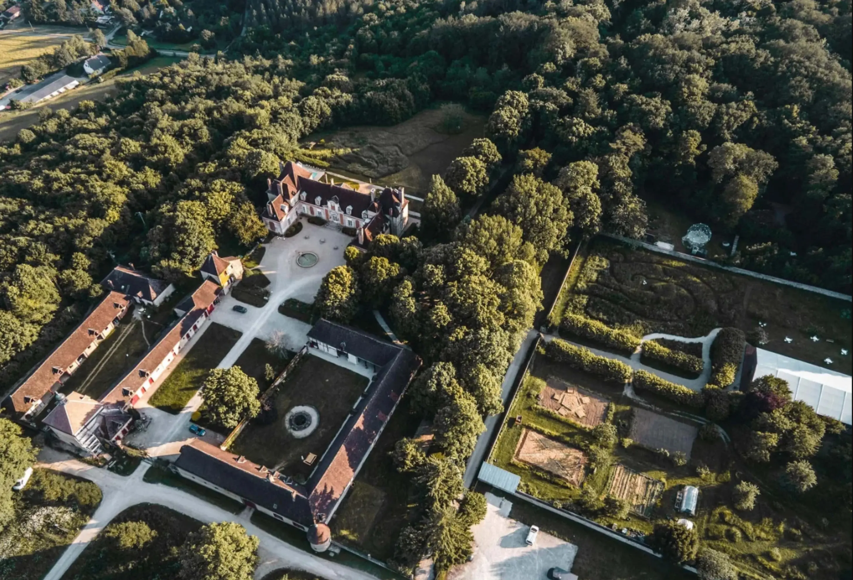 Château du Feÿ - VILLECIEN (null)