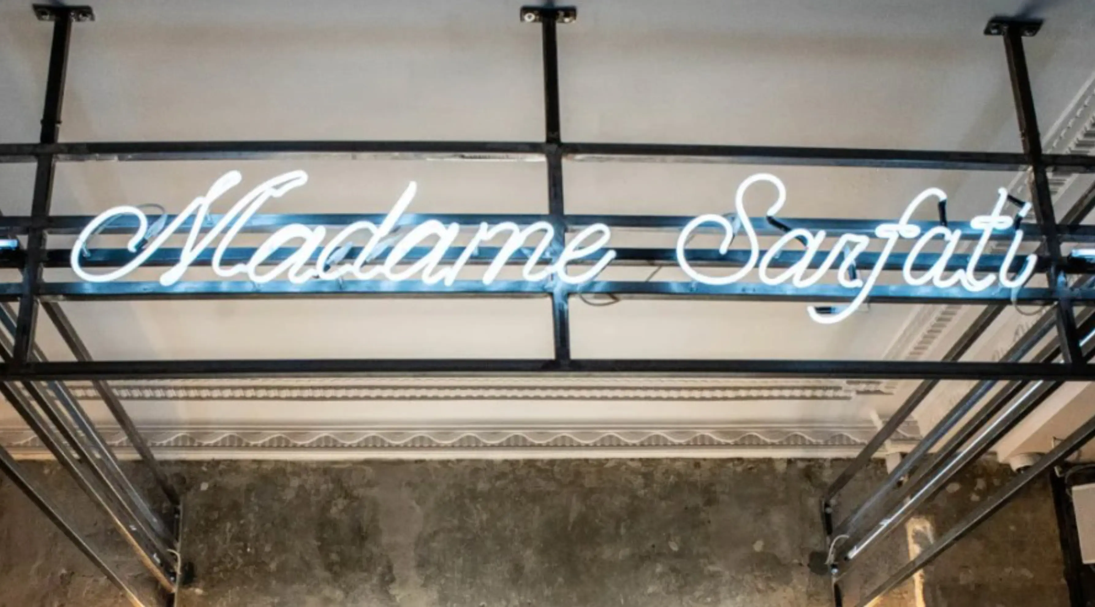 Madame Sarfati - Paris (null)