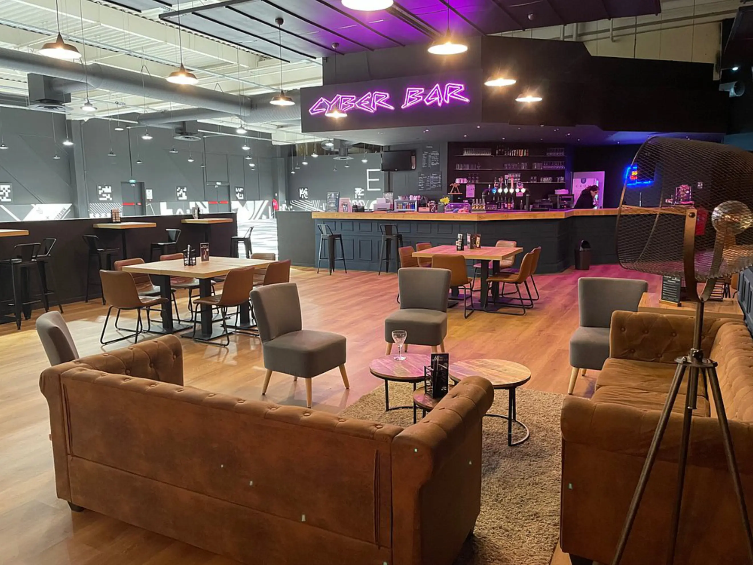 Eva Maurepas - Maurepas (null)