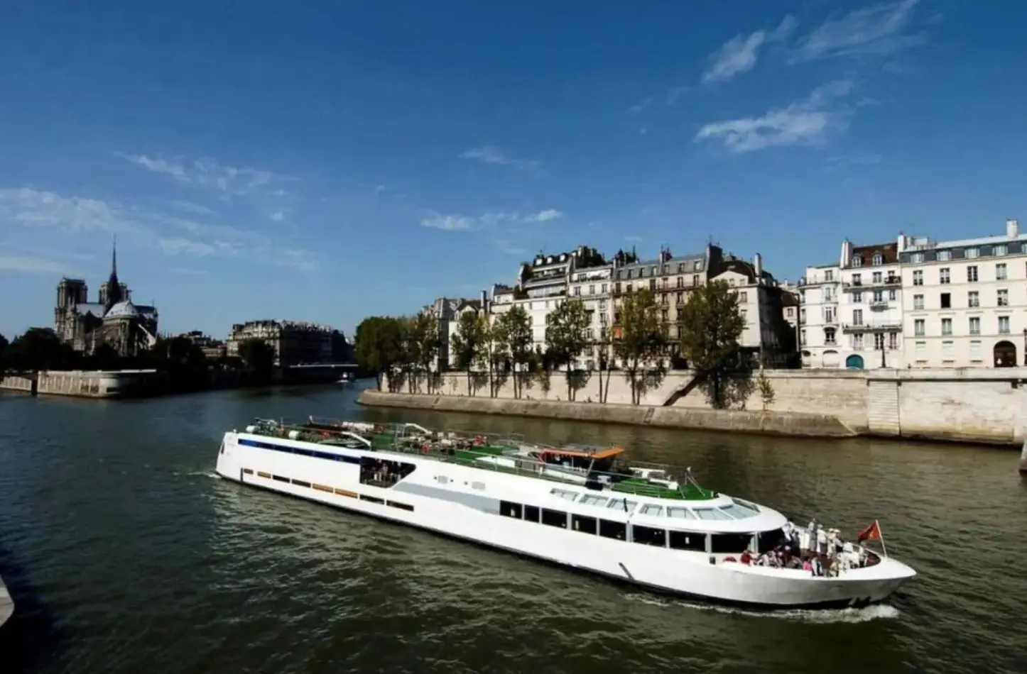 Bateaux / Péniches Type de lieu : Bateaux / Peniches