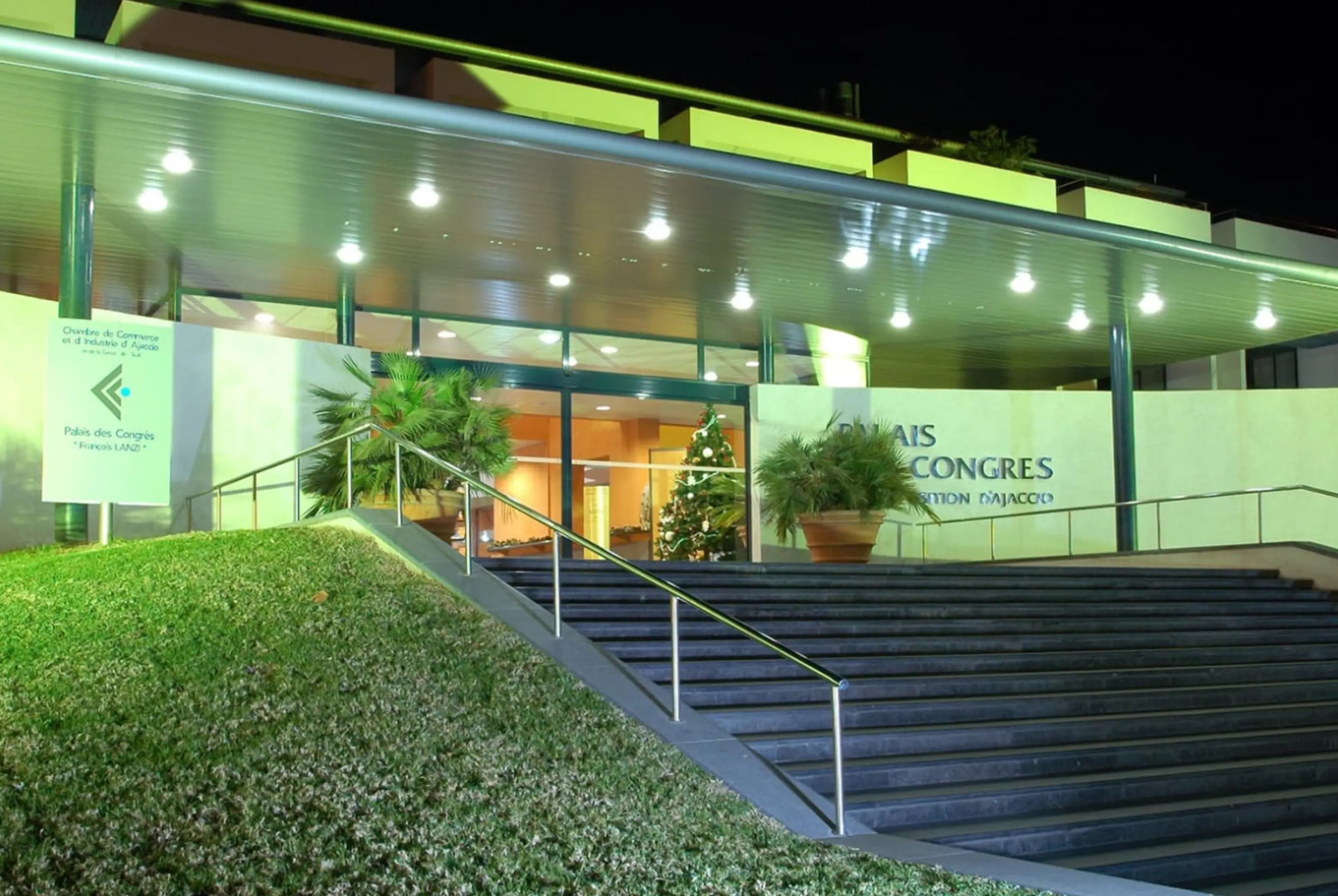 Palais des Congres d'Ajaccio - Ajaccio (Corse 2A-2B)