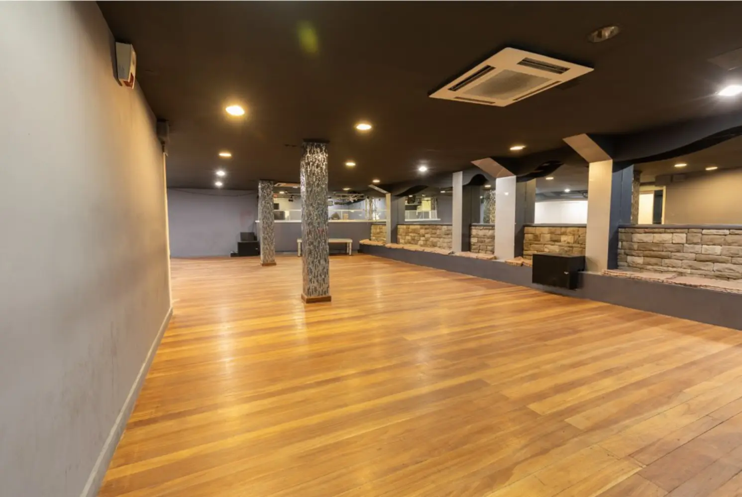 Espace Candin - Sainte-Clotilde (null)