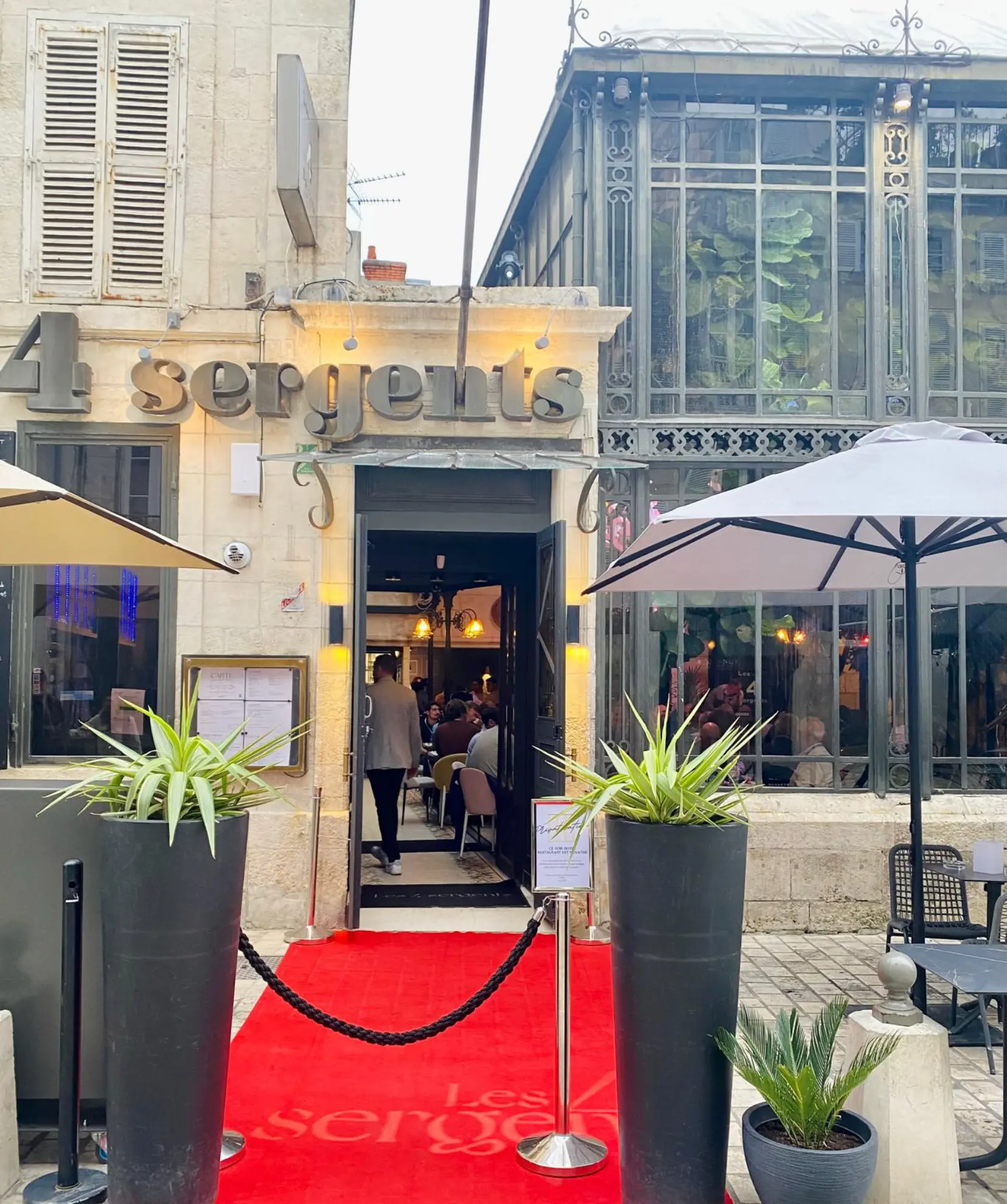 Brasserie Les 4 Sergents - LA ROCHELLE (Charente-Maritime)