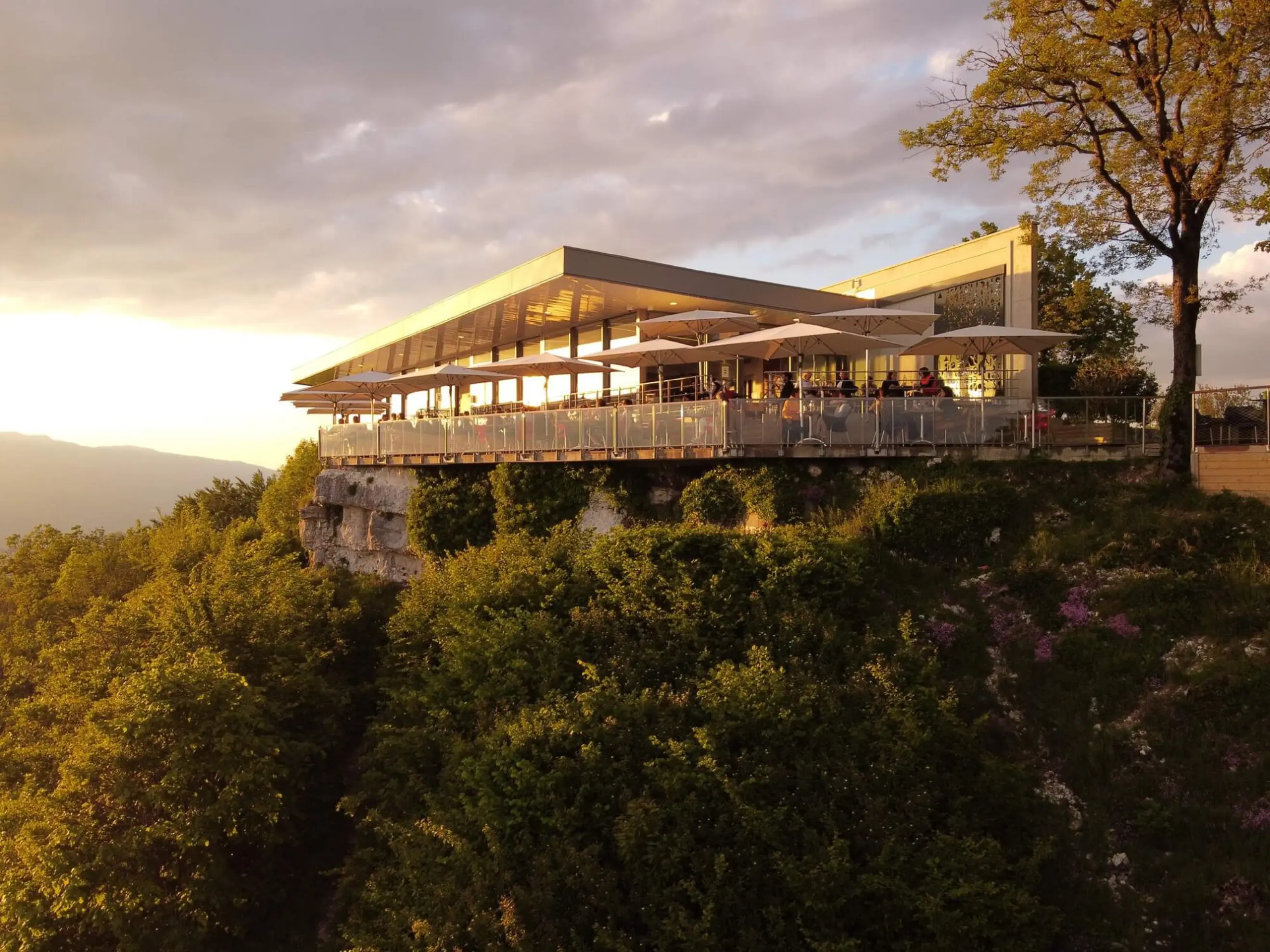 Restaurant Le Belvédère - ENTRELACS (Savoie)