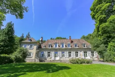 Venue for seminars and congresses Château de Naours (80)