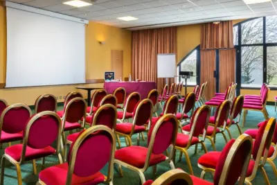 Sala de seminarios y conferencias Hotel Restaurant Le Paddock (58)