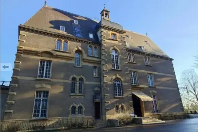 Venue for seminars and congresses Ô Château (57)