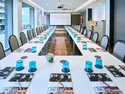 Seminar and congress venue Equipped meeting room