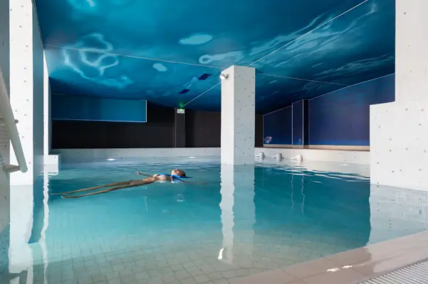 Hôtel Ile Rousse Thalazur Bandol - Parcours marin piscine intérieure d'eau de mer chauffée à 32°c